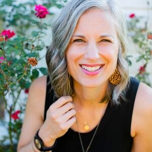 Meet your Posher, Katie-logan